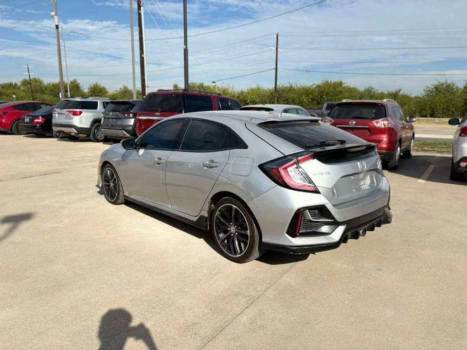 2020 Honda Civic 10th Gen - Image 8 of 14