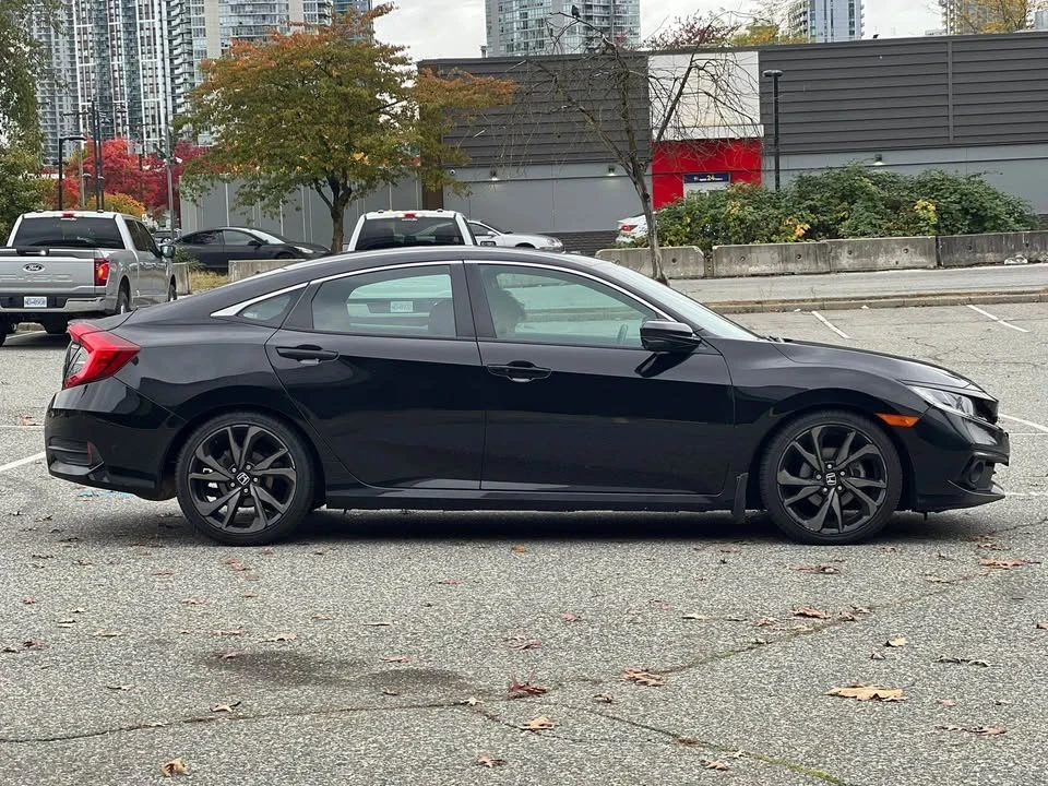 2020 Honda Civic 10th Gen - Image 2 of 10
