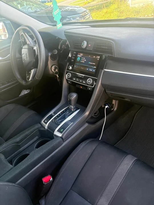 2020 Honda Civic 10th Gen - Image 4 of 6