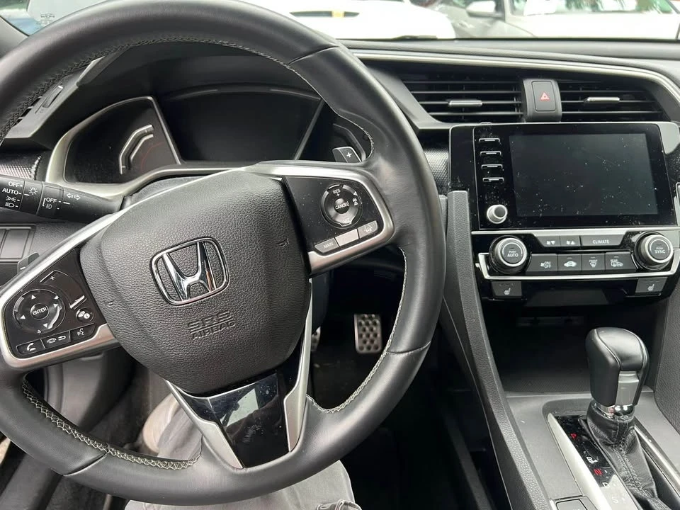 2020 Honda Civic 10th Gen - Image 10 of 10