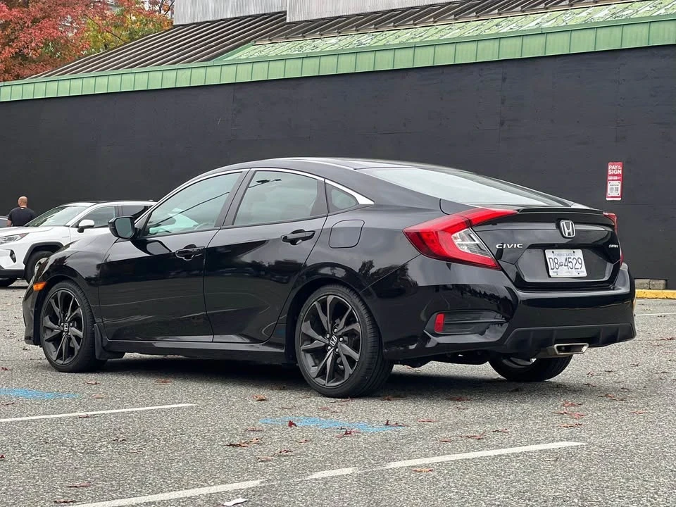 2020 Honda Civic 10th Gen - Image 5 of 10