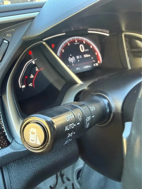 2020 Honda Civic 10th Gen - Image 17 of 20