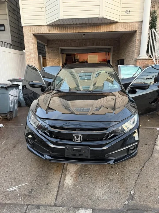 2020 Honda Civic 10th Gen - Image 3 of 10