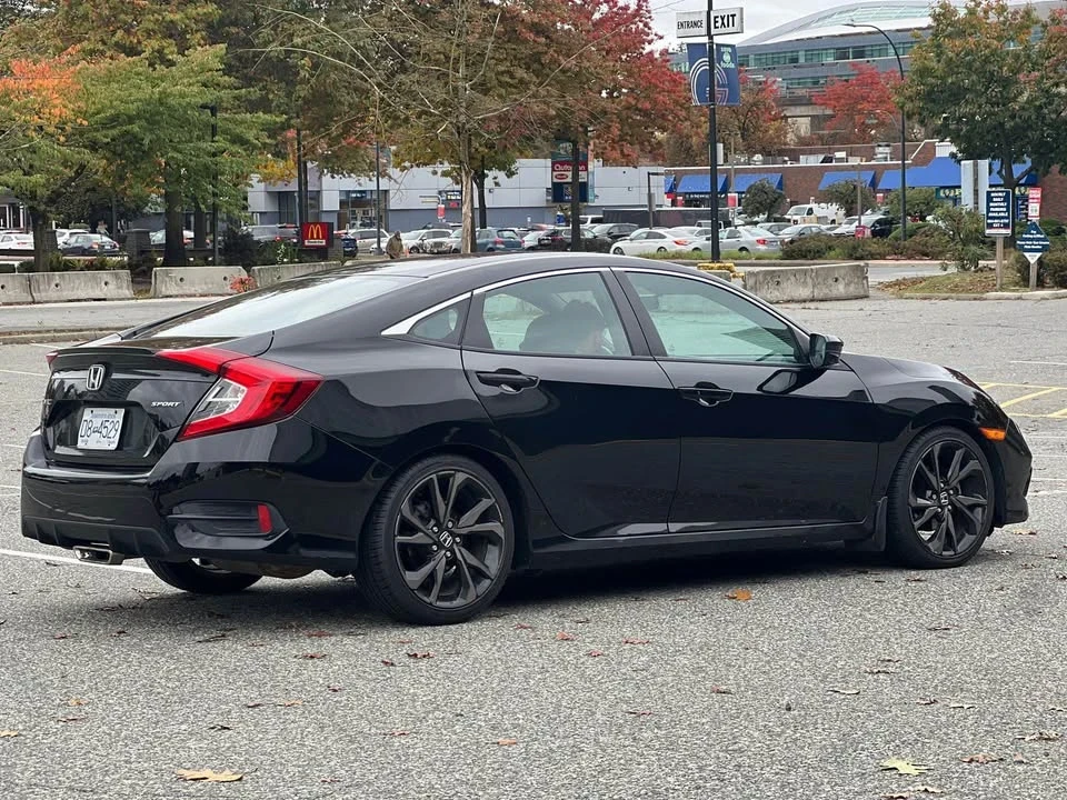 2020 Honda Civic 10th Gen - Image 3 of 10