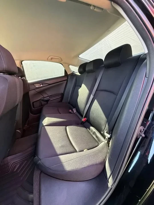 2020 Honda Civic 10th Gen - Image 10 of 11