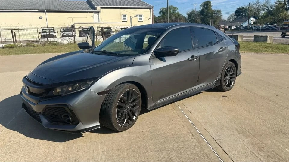 2020 Honda Civic 10th Gen - Image 2 of 7
