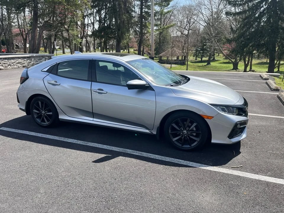 2020 Honda Civic 10th Gen - Image 8 of 11