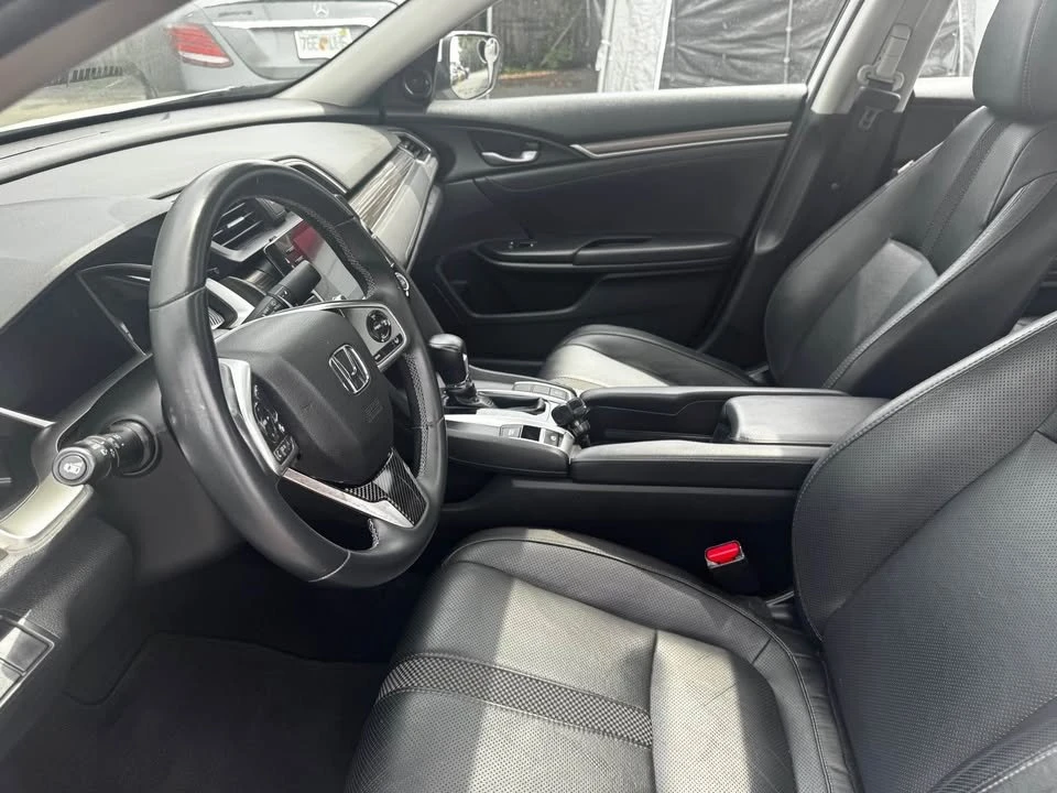 2020 Honda Civic 10th Gen - Image 7 of 8