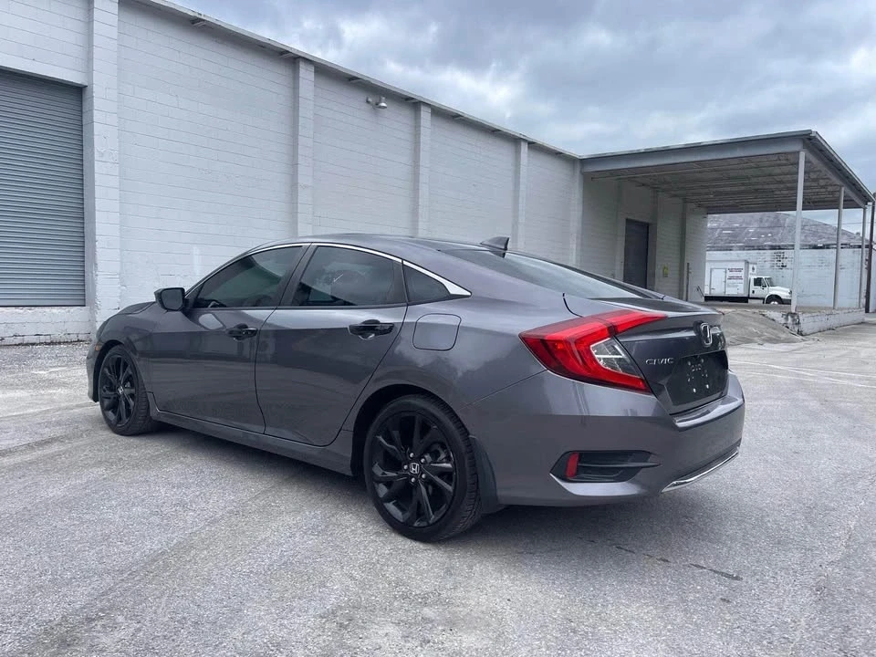 2020 Honda Civic 10th Gen - Image 5 of 12