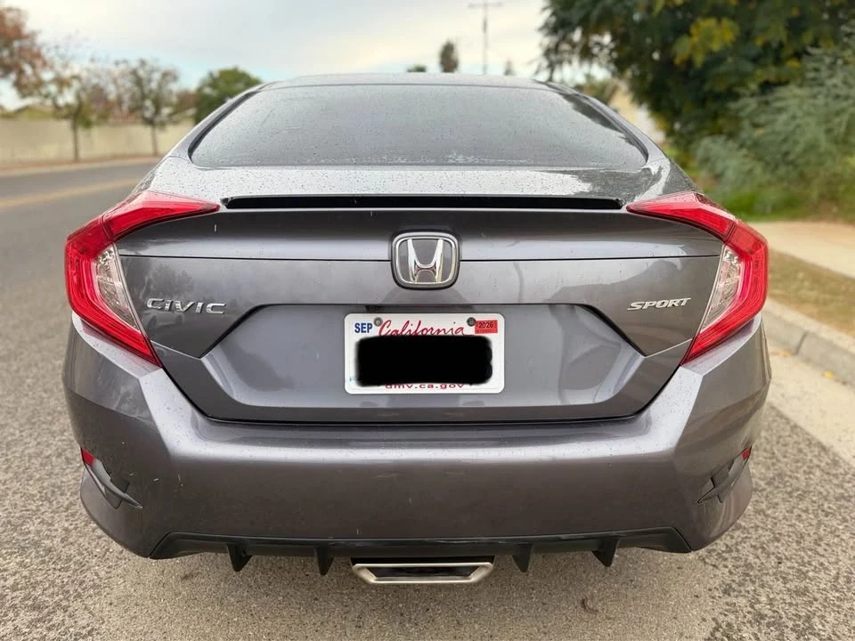 2020 Honda Civic 10th Gen - Image 7 of 15