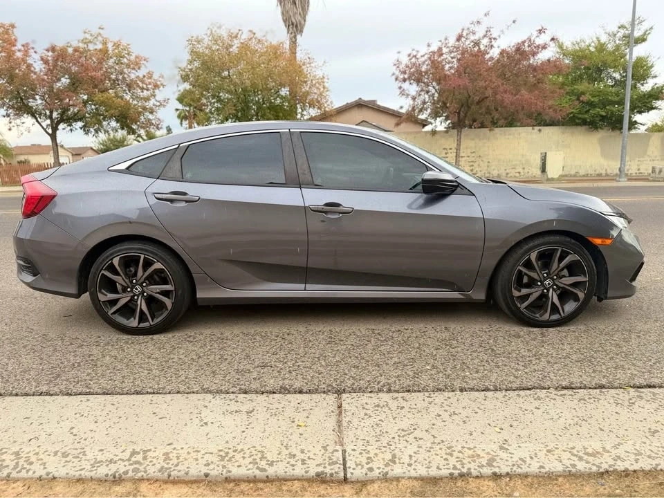 2020 Honda Civic 10th Gen - Image 5 of 15