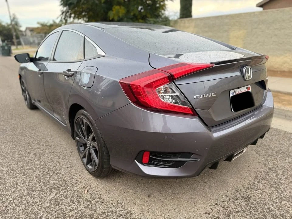 2020 Honda Civic 10th Gen - Image 4 of 15