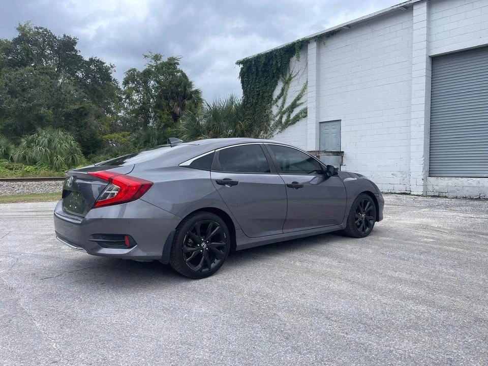 2020 Honda Civic 10th Gen - Image 4 of 12