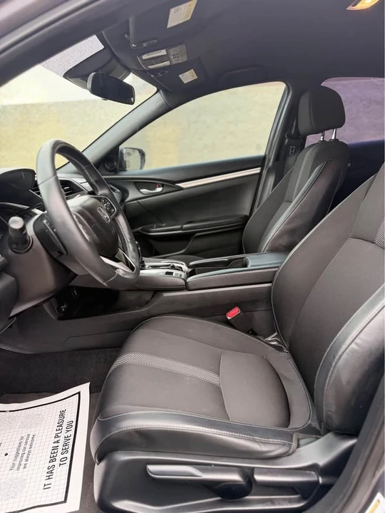 2020 Honda Civic 10th Gen - Image 11 of 15