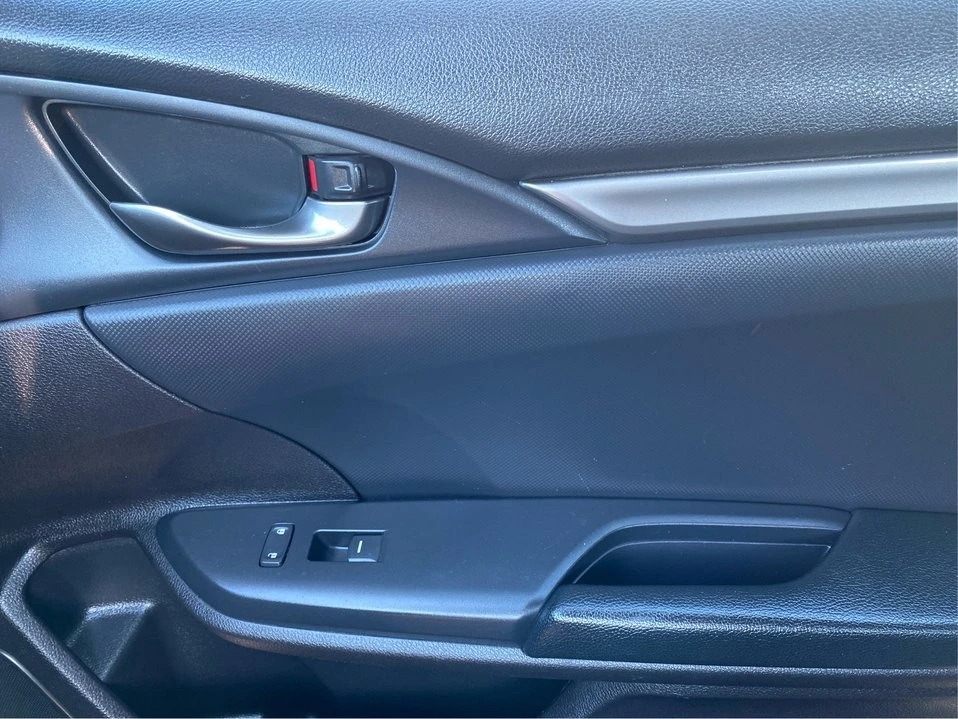 2020 Honda Civic 10th Gen - Image 19 of 20