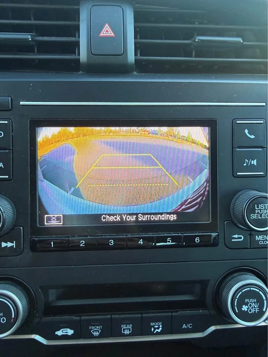 2020 Honda Civic 10th Gen - Image 6 of 16