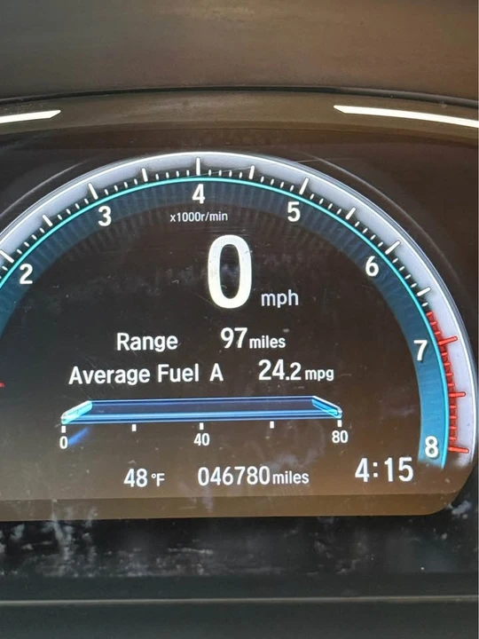 2020 Honda Civic 10th Gen - Image 8 of 16