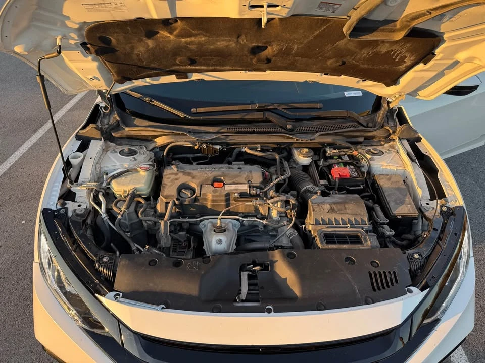 2020 Honda Civic 10th Gen - Image 9 of 16