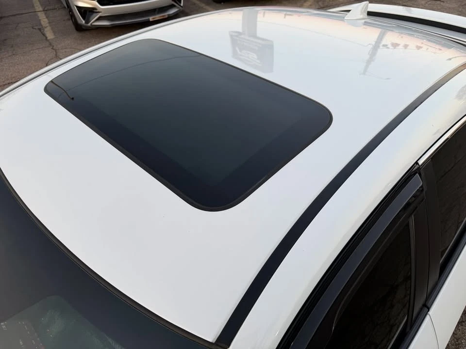 2020 Honda Civic 10th Gen - Image 13 of 15