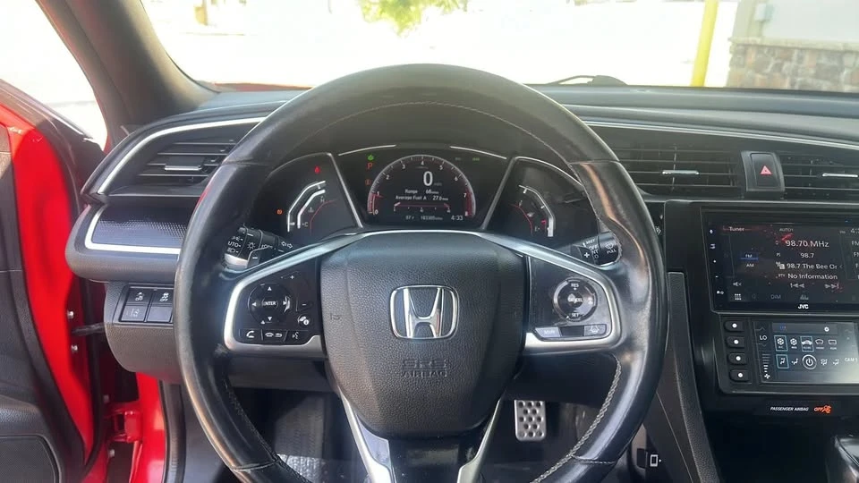 2020 Honda Civic 10th Gen - Image 6 of 18
