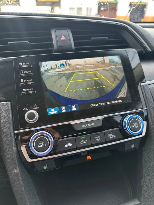 2020 Honda Civic 10th Gen - Image 10 of 12