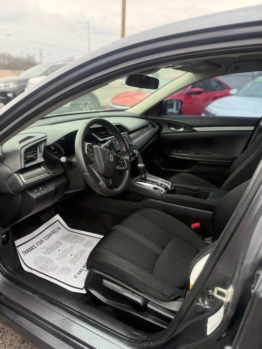 2020 Honda Civic 10th Gen - Image 6 of 10