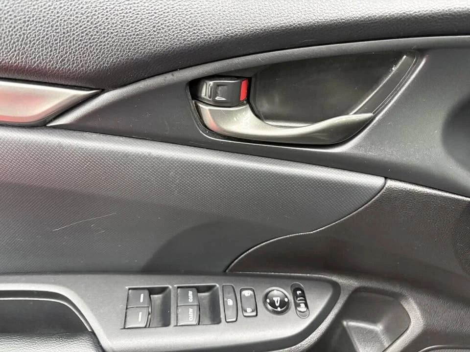 2020 Honda Civic 10th Gen - Image 8 of 20