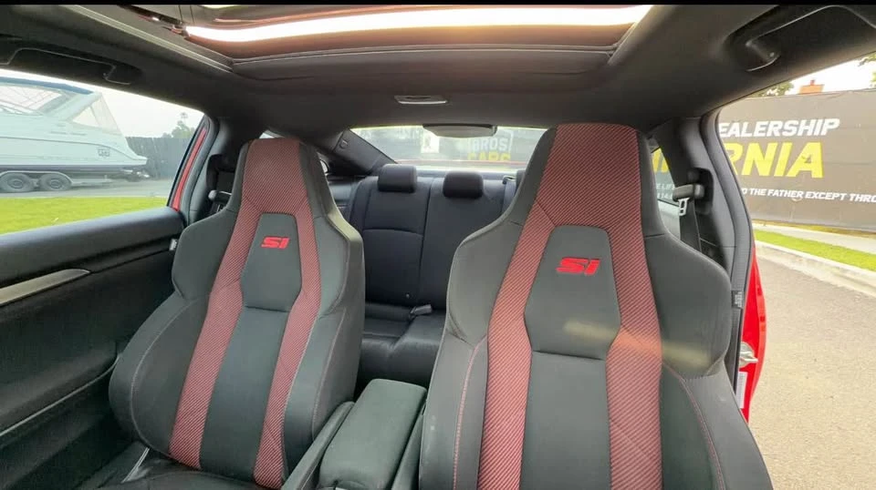 2020 Honda Civic 10th Gen - Image 10 of 12