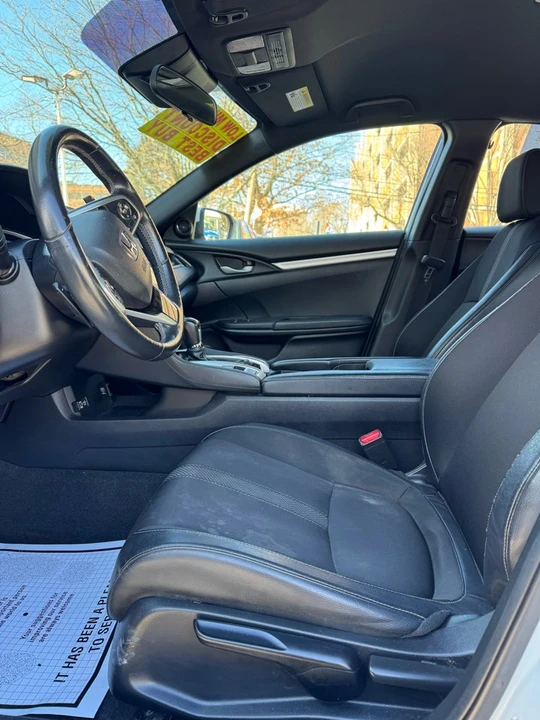 2020 Honda Civic 10th Gen - Image 10 of 14