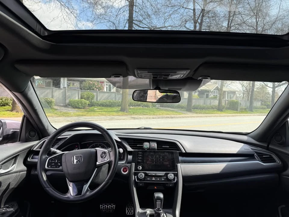 2020 Honda Civic 10th Gen - Image 12 of 17
