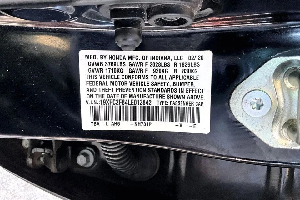 2020 Honda Civic 10th Gen - Image 15 of 19