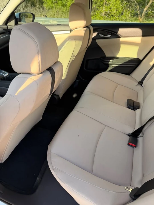 2020 Honda Civic 10th Gen - Image 7 of 15