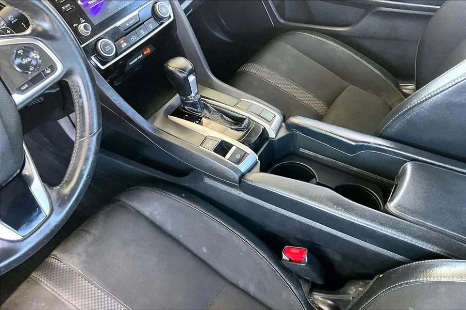 2020 Honda Civic 10th Gen - Image 14 of 19