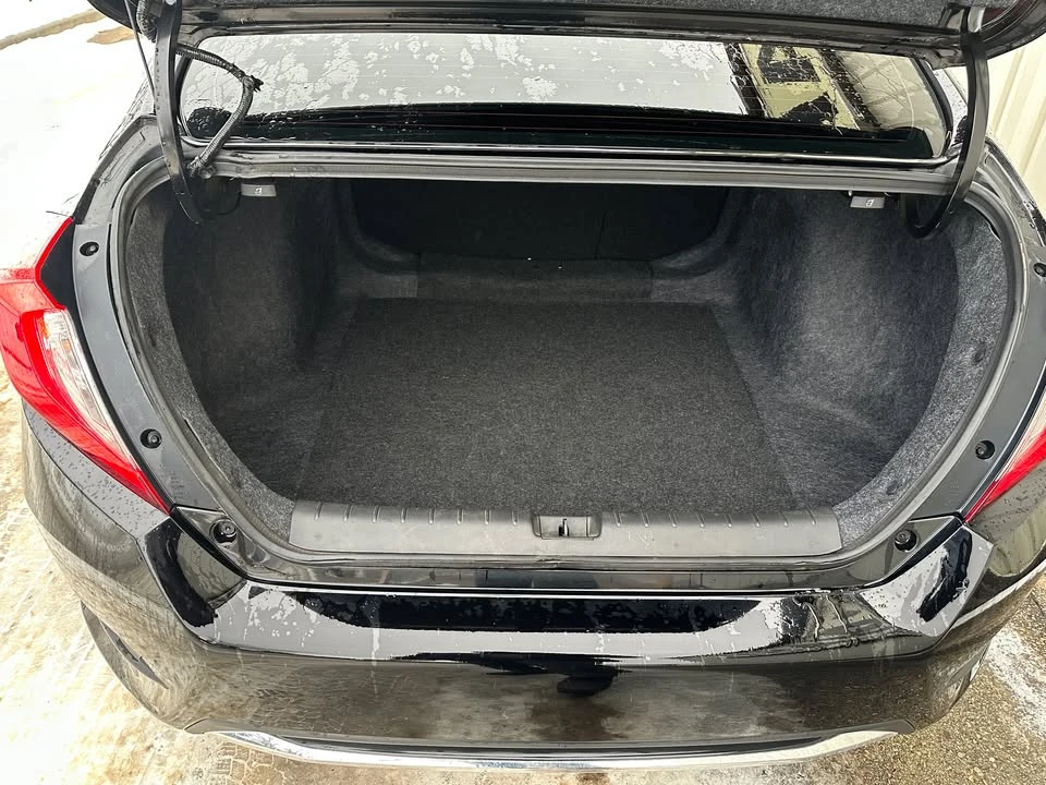 2020 Honda Civic 10th Gen - Image 17 of 18