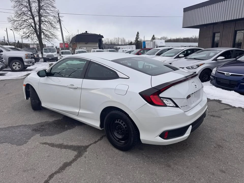 2020 Honda Civic 10th Gen - Image 2 of 12