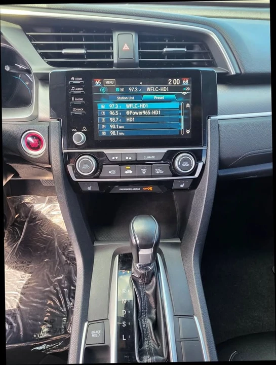 2020 Honda Civic 10th Gen - Image 18 of 20