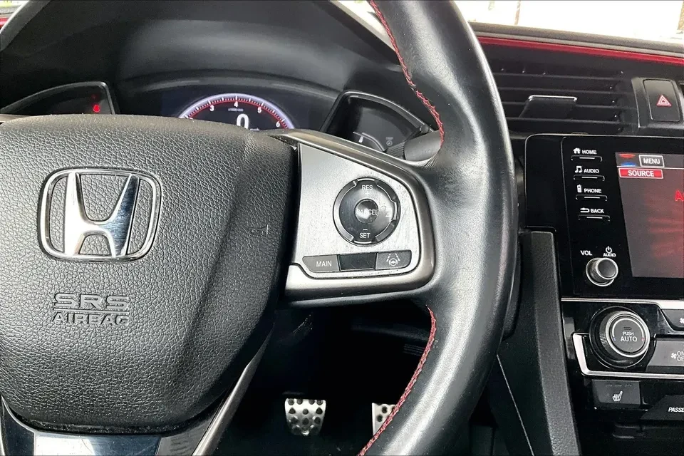 2020 Honda Civic 10th Gen - Image 13 of 18
