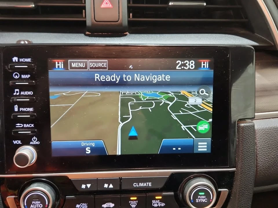 2020 Honda Civic 10th Gen - Image 12 of 18