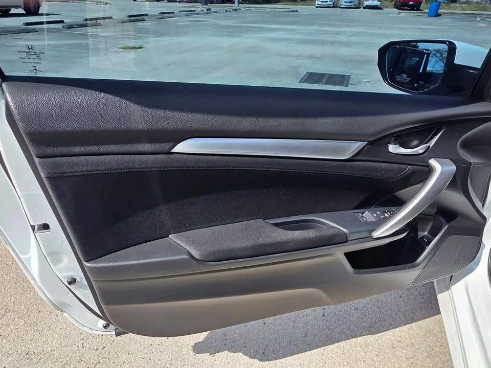 2020 Honda Civic 10th Gen - Image 11 of 20