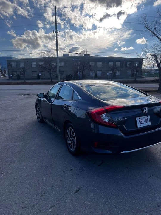 2020 Honda Civic 10th Gen - Image 3 of 11