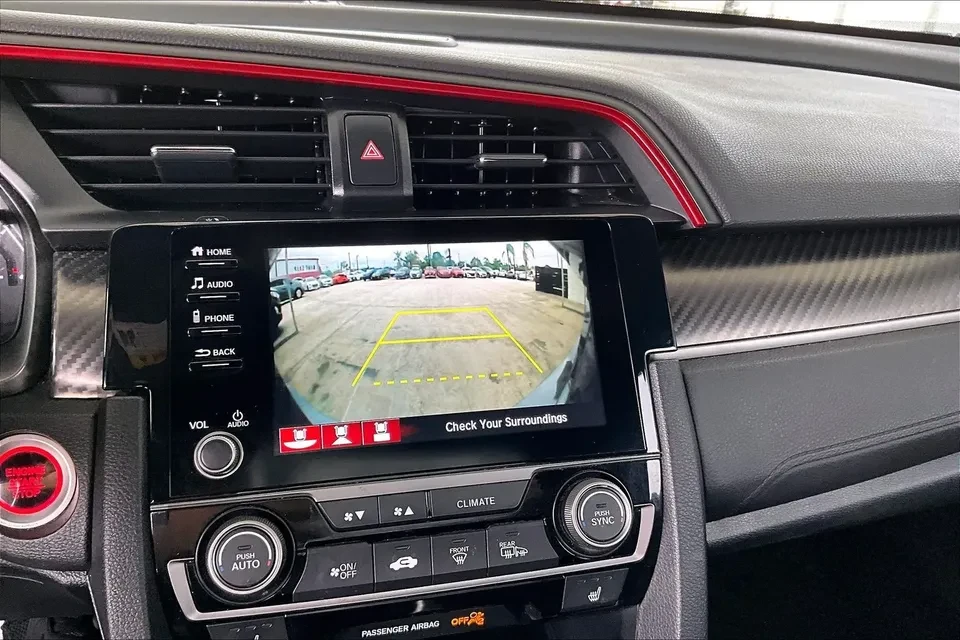 2020 Honda Civic 10th Gen - Image 5 of 18