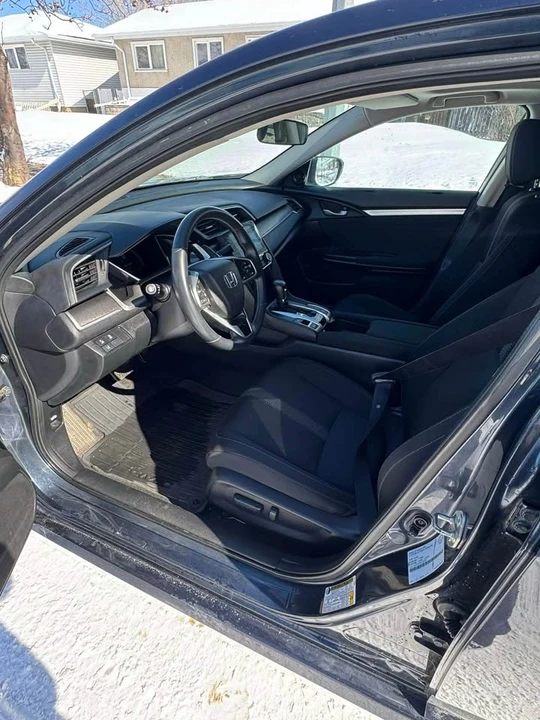 2020 Honda Civic 10th Gen - Image 6 of 12