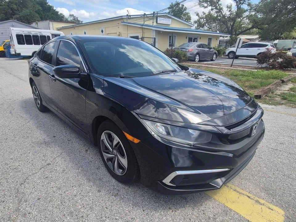 2020 Honda Civic 10th Gen - Image 7 of 11