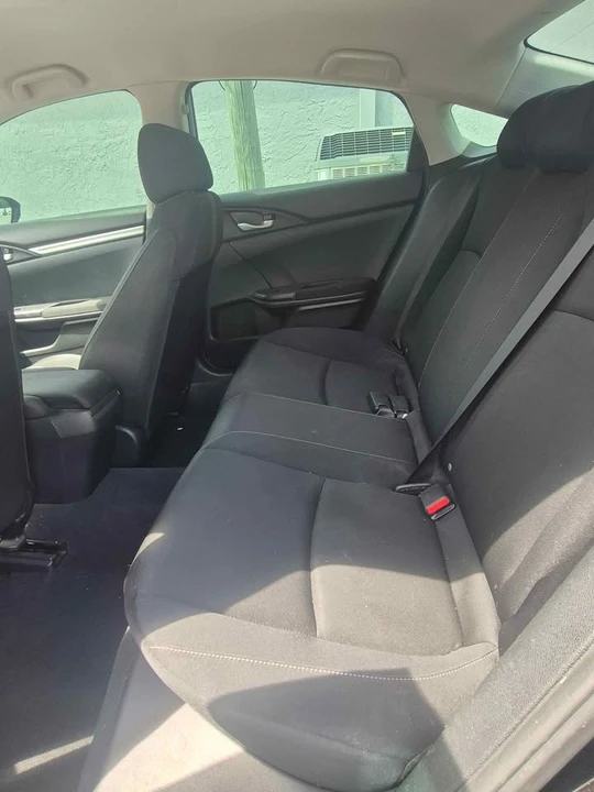 2020 Honda Civic 10th Gen - Image 10 of 11
