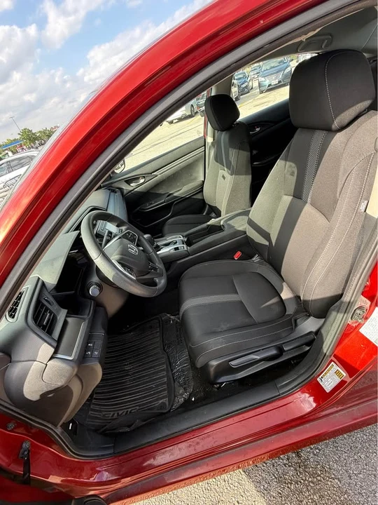 2020 Honda Civic 10th Gen - Image 6 of 9
