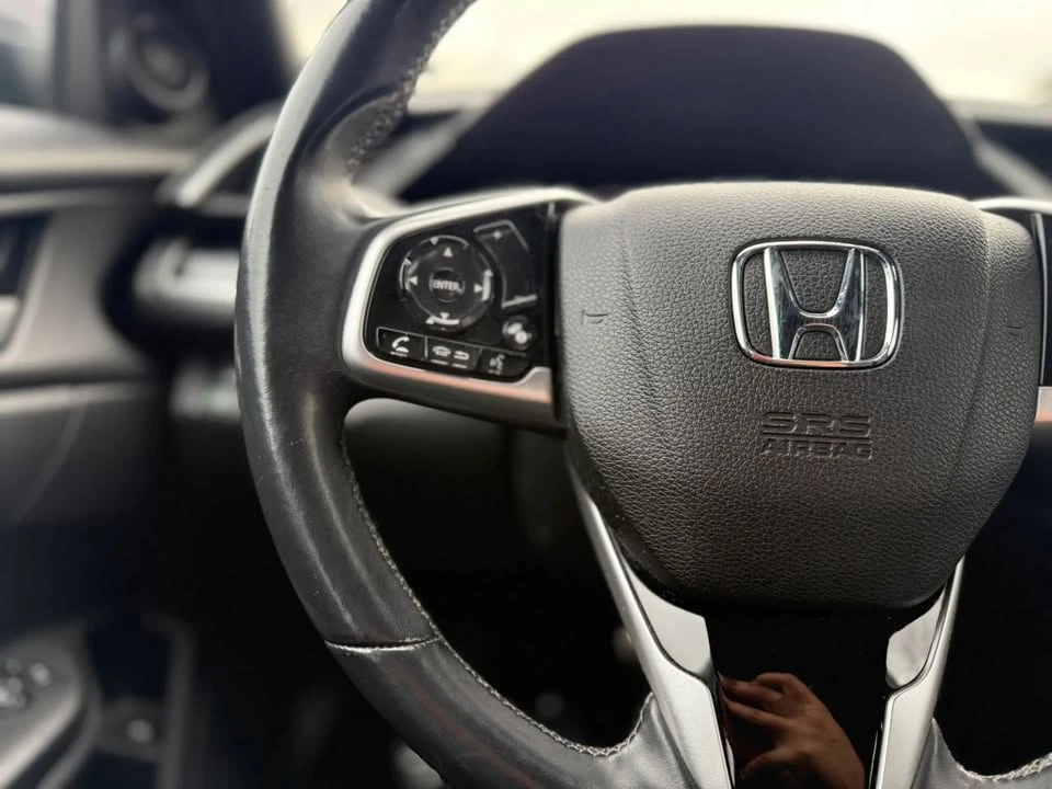 2020 Honda Civic 10th Gen - Image 18 of 20