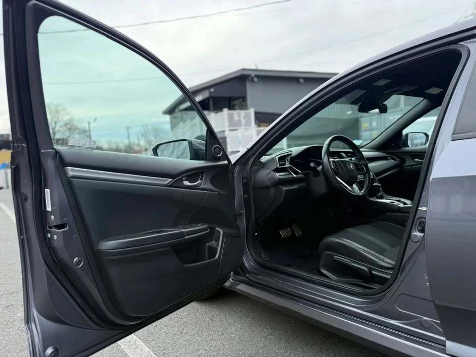 2020 Honda Civic 10th Gen - Image 10 of 20