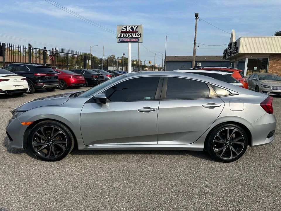 2020 Honda Civic 10th Gen - Image 6 of 18