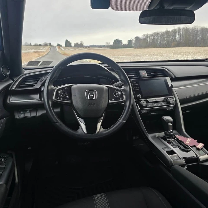 2020 Honda Civic 10th Gen - Image 15 of 19