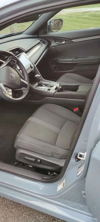 2020 Honda Civic 10th Gen - Image 8 of 13